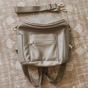 Fawn Design Mini - Gray